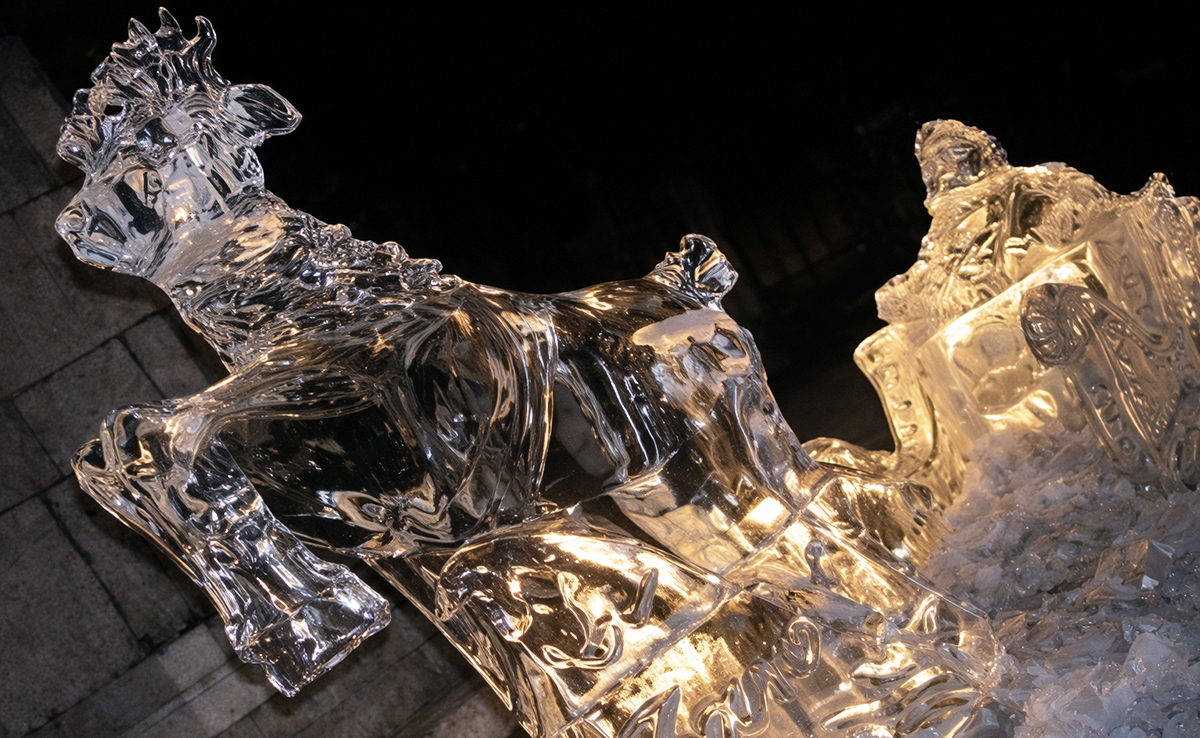 Atelier sculpture sur glace pour Arbre de Noël entreprise, collectivité, association !