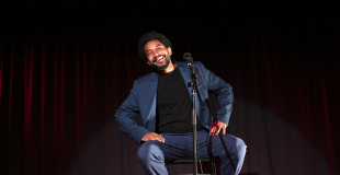 Imitateur pour soirée de Noël d'entreprise !