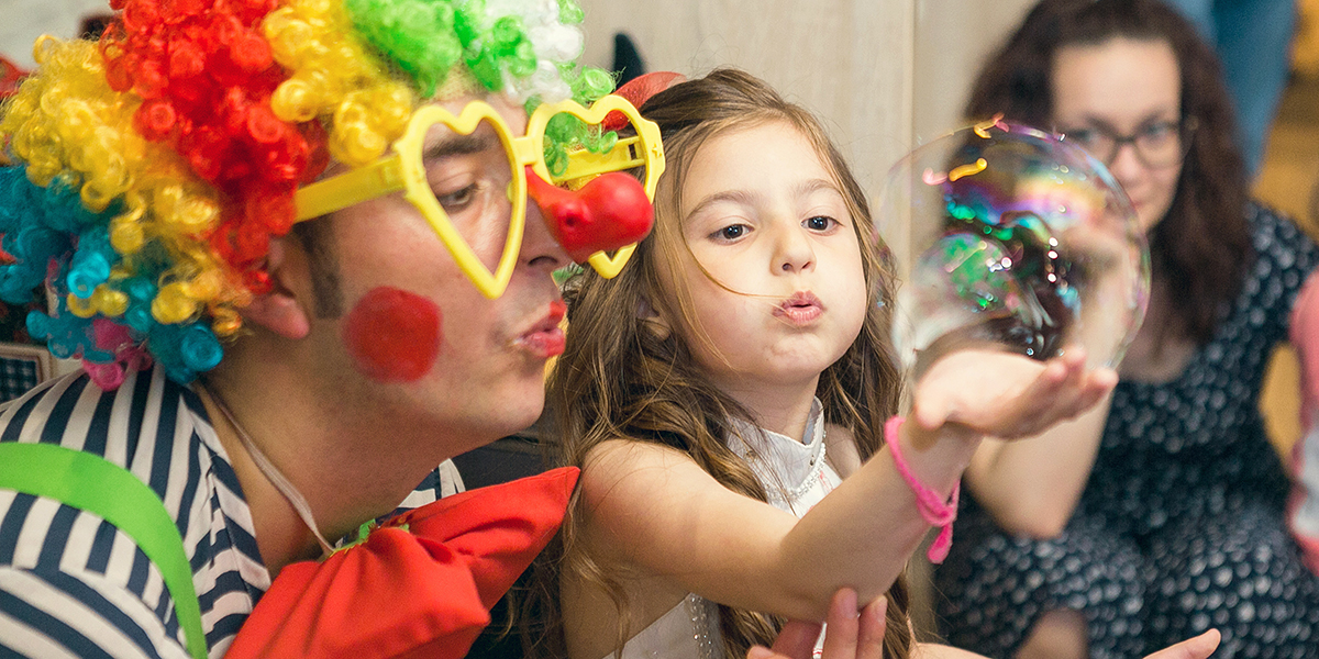 Spectacle interactif avec participation des enfants pour arbre de Noël !
